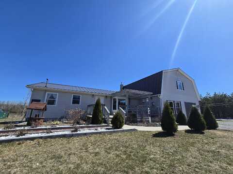 1300 N Perry Creek Road, Fairview, MI 48621