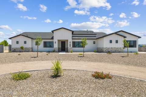 3933 E Freeman Lane, San Tan Valley, AZ 85140
