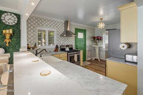 7608 E AVALON Drive, Scottsdale, AZ 85251