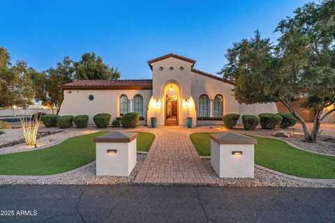 7425 W CARO Road, Glendale, AZ 85308