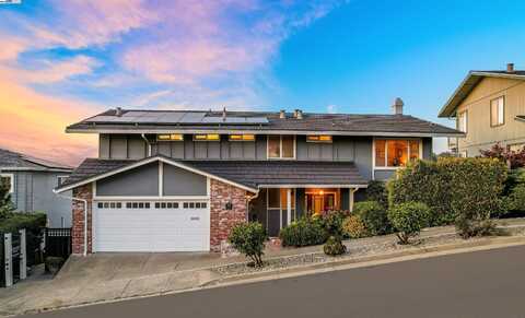 3218 Oakes Dr, Hayward, CA 94542