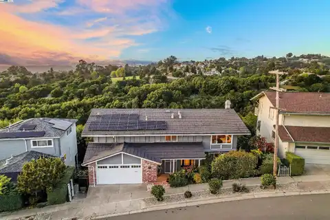 3218 Oakes Dr, Hayward, CA 94542