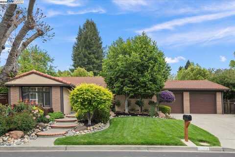 112 Baldwin Dr, Danville, CA 94526