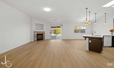 12804 Marradi Avenue, Bakersfield, CA 93312