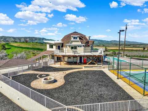 8560 Holmes Lane, Winters, CA 95694