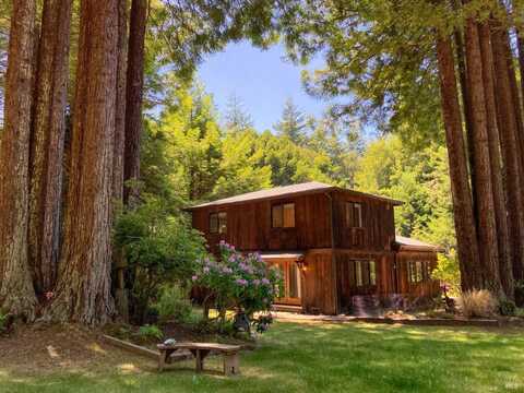 19680 Noyo Acres Drive, Fort Bragg, CA 95437