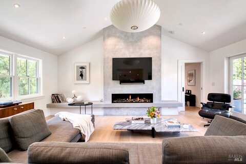 610 Wanda Lane, Mill Valley, CA 94941