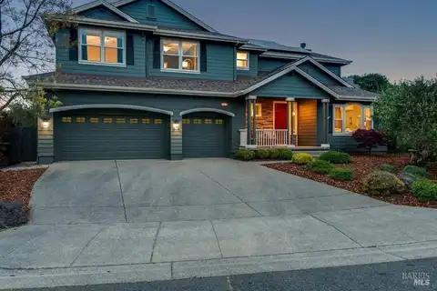 7580 Meadowlark Drive, Sebastopol, CA 95472