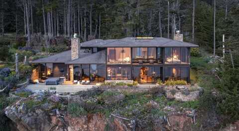 22138 Highway 1, Jenner, CA 95450