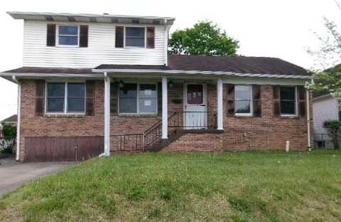 206 Harvey Avenue, OAK HILL, WV 25901