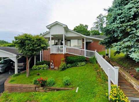 179 West St., SOPHIA, WV 25921