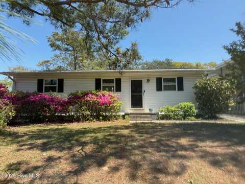 100 SE 35th Street, Oak Island, NC 28465