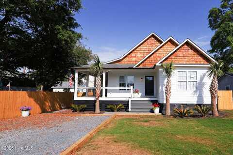 130 NE 23rd Street, Oak Island, NC 28465