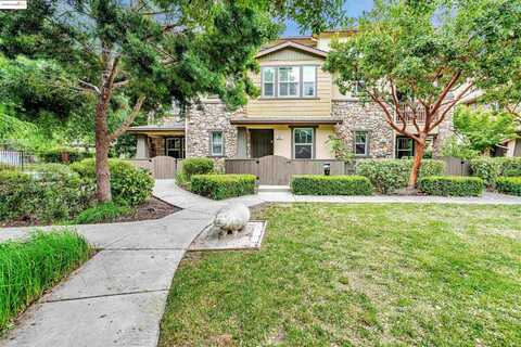 830 El Paseo Cir, Walnut Creek, CA 94597