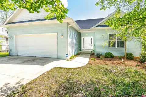933 S Brumley Court, Bloomington, IN 47401