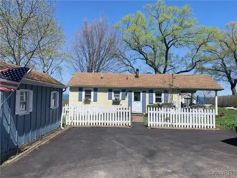 1757 Lake Road, Porter, NY 14174