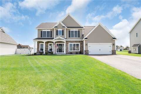 8 Giovanni Lane, Parma, NY 14468