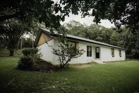 969 Pigeon Hill Rd., Strong, AR 71765
