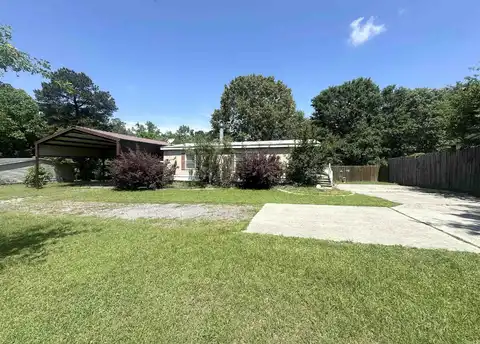 112 Springridge LN, Texarkana, TX 75501