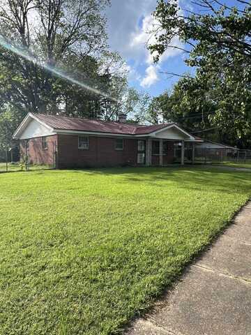 904 Belmont Drive, Pine Bluff, AR 71601