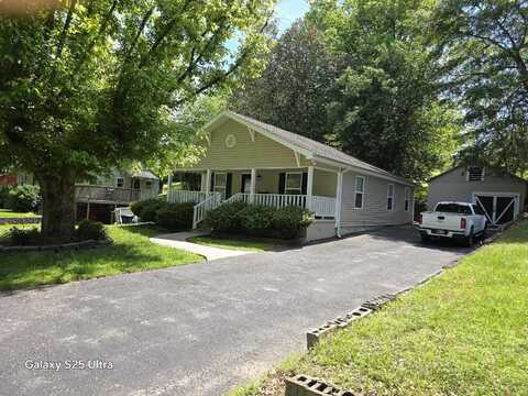 410 Gordon Street, Chickamauga, GA 30707