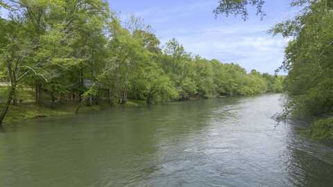 939 Reynolds Bridge Road, Benton, TN 37307