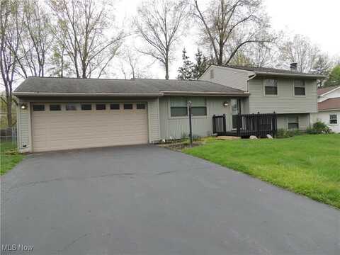 678 LAURELWOOD DRIVE SE, Holland, OH 44484