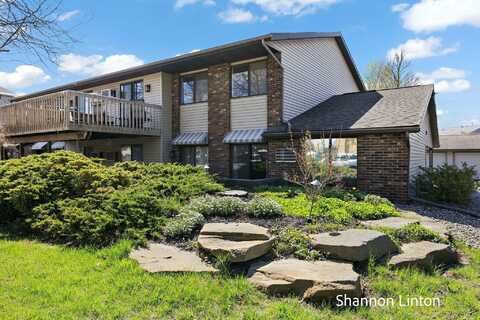 206 W EXCHANGE STREET, SPRING LAKE, MI 49456
