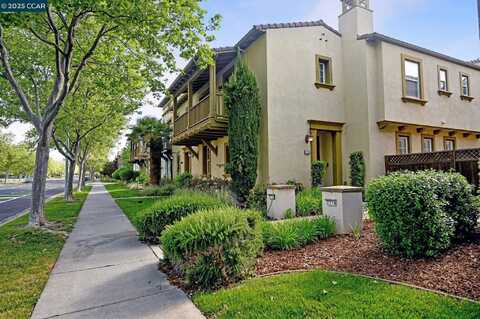 7774 Stoneleaf Rd, San Ramon, CA 94582