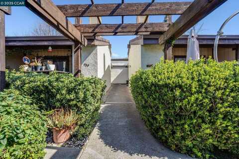 216 Tangerine Ct, San Ramon, CA 94583