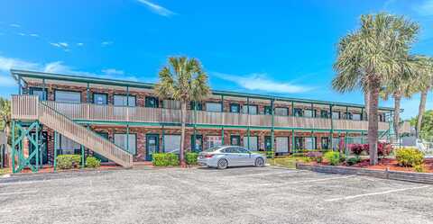 4516 Seaview St., North Myrtle Beach, SC 29582