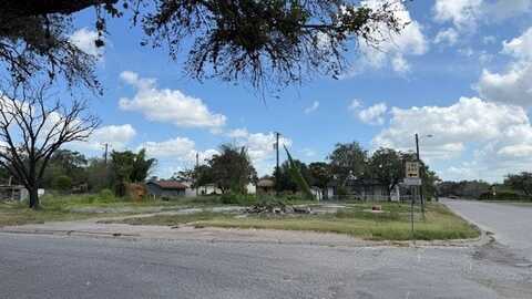 801 Hamilton Street, Sinton, TX 78387