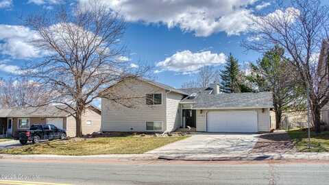 1107 Overdale Dr -, Gillette, WY 82718