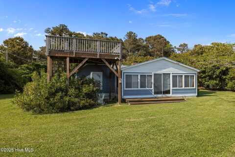 102 Sleepy Point Road, Gloucester, NC 28528