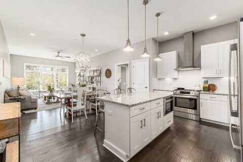 828 Bobcat Avenue, Columbus, OH 43212