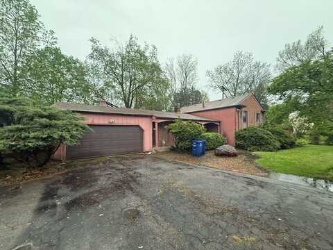 965 Mcnaughten Road, Columbus, OH 43213