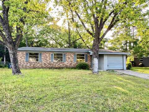 705 American Boulevard, Warner Robins, GA 31093