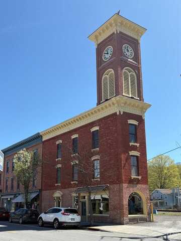 1 Main Street, Chatham, NY 12037