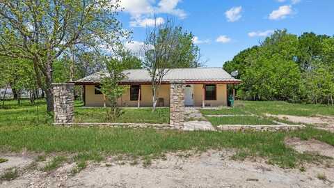 106 Mesquite St, Blanco, TX 78606