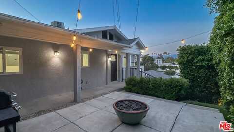 2749 Griffith Park Blvd, Los Angeles, CA 90027