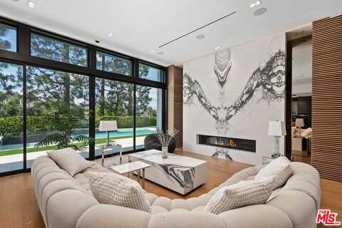 16015 Valley Wood Rd, Sherman Oaks, CA 91403