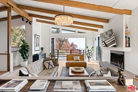 21625 Saddle Peak Rd, Topanga, CA 90290