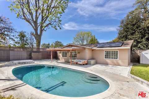 6308 Glide Ave, Woodland Hills, CA 91367