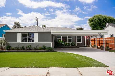 17638 Lemay St, Lake Balboa, CA 91406