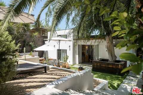 864 Sanborn Ave, Los Angeles, CA 90029