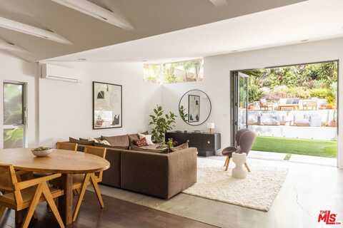 864 Sanborn Ave, Los Angeles, CA 90029
