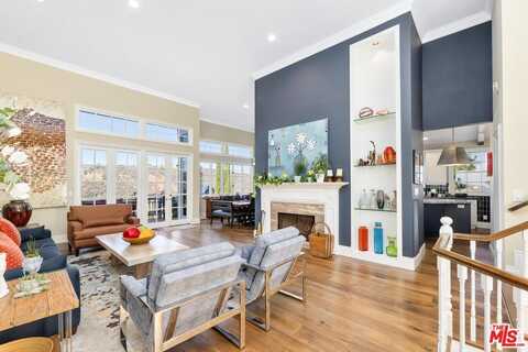 2270 The Ter, Los Angeles, CA 90049