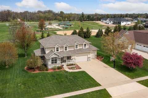 525 Chestnut Drive, Robins, IA 52328