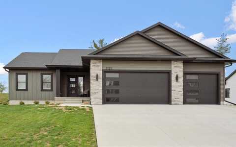 3120 Timber Ridge Court, Hiawatha, IA 52233