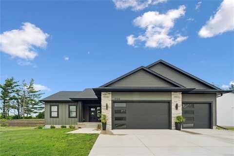 3120 Timber Ridge Court, Hiawatha, IA 52233